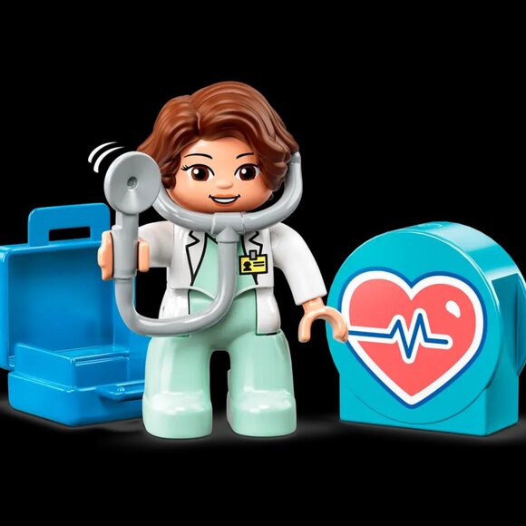 Lego Duplo Doctor Visit 10968 - Large Bricks Building Set Brand New - Picture 9 of 16